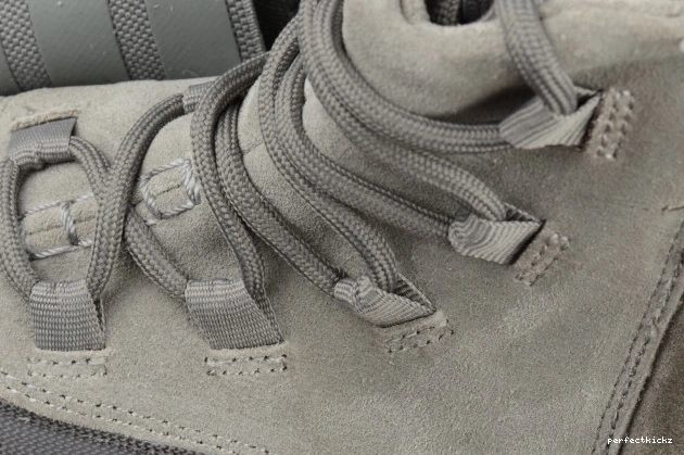 ADIDAS YEEZY GREY BOOST LIGHT BB1840 GLOW GUM 750 DARK 0713
